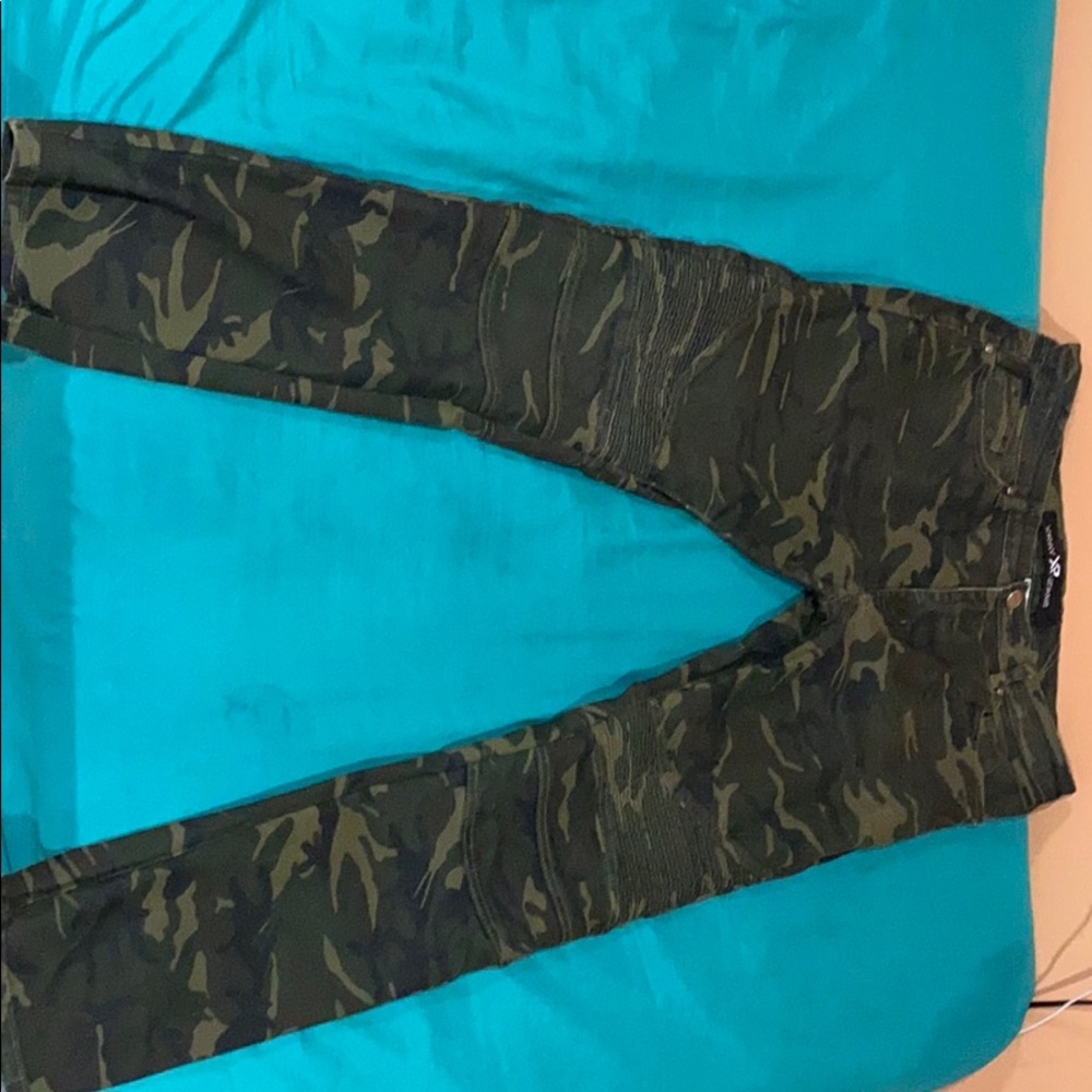 Camouflage Biker Jeans
